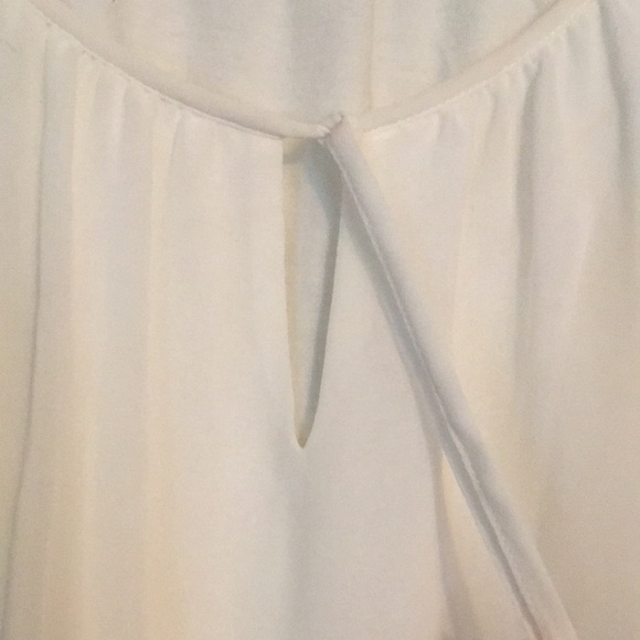 White Bell-Sleeve Peasant Blouse - Picture 6 of 8